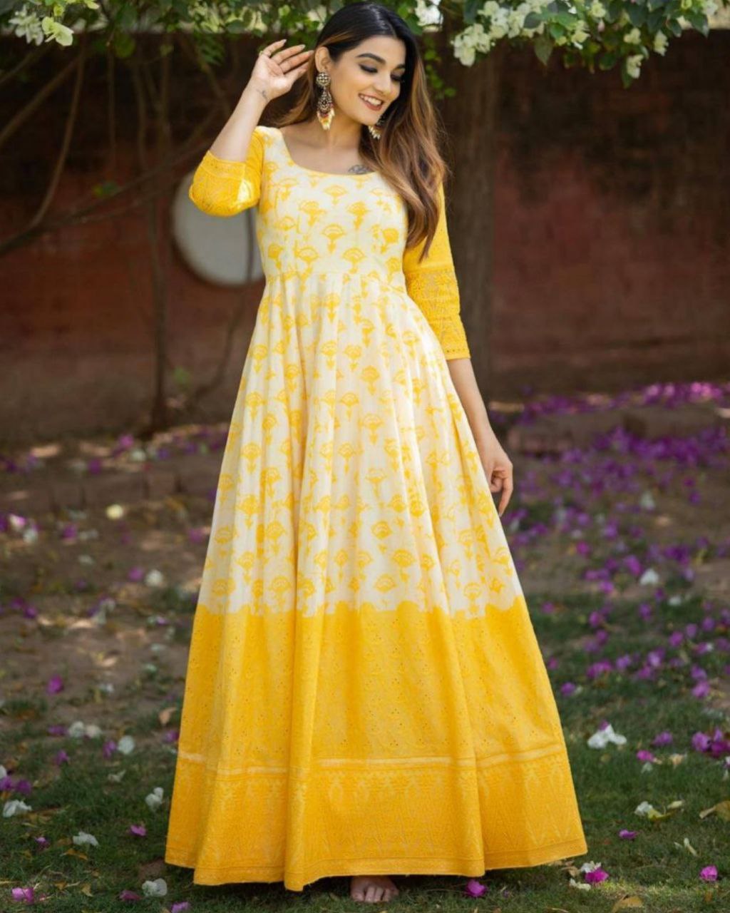 Ravishing  Yellow Georgette Embroidery Work Anarkali Suit (LQNSR608)