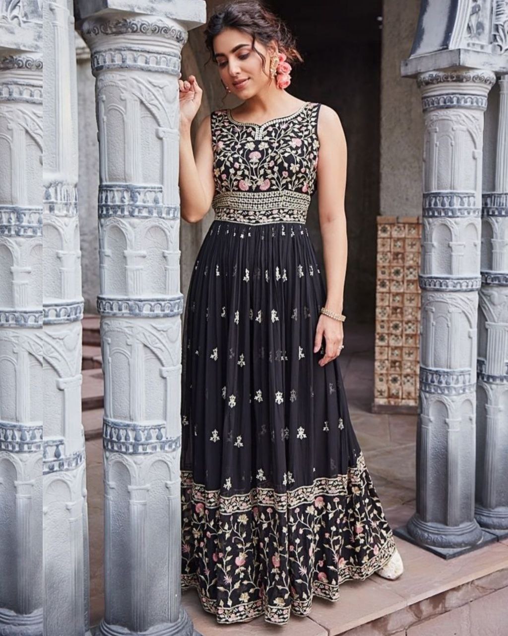Gorgeous Black Pure Georgette Embroidery Work Anarkali Gown (LQSSR216)