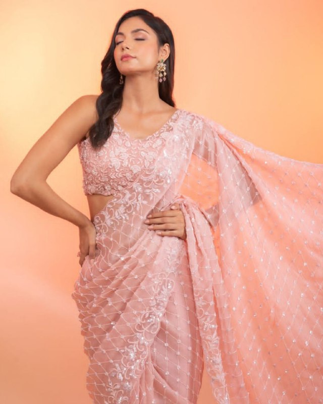 Designer Sarees Fashion for Modern Girls — The Latest Fashion Trends | by  krishna Naik | Medium