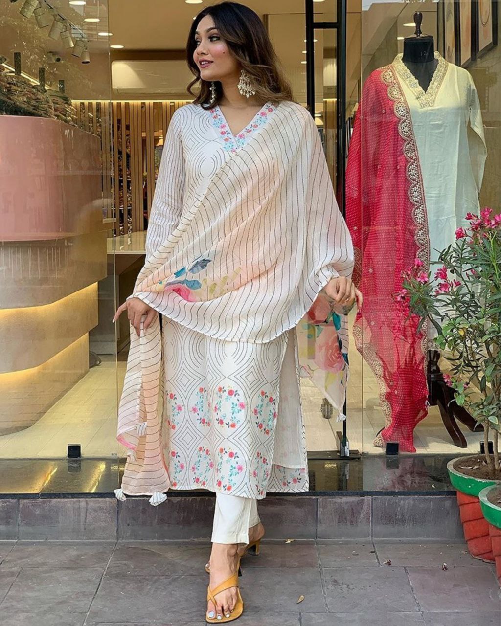 Beautiful White Maslin Multi Printed Salwar Suit With Dupatta (LQDCG21)